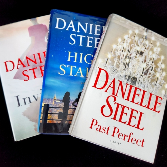 Danielle Steel Other - DANIELLE STEEL HARDCOVER BOOKS***3